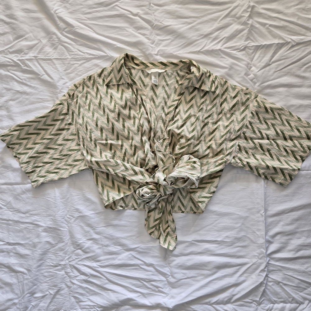 Chevron Patterned Wrap Top